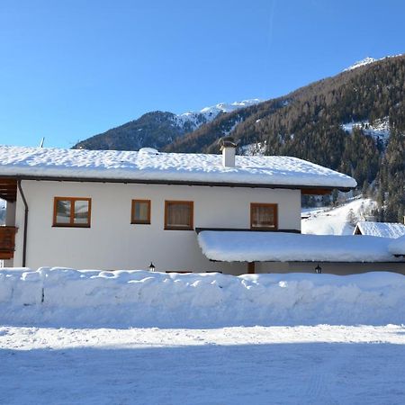 Bed and Breakfast Haus Elisabeth Нойштифт-им-Штубайталь Экстерьер фото